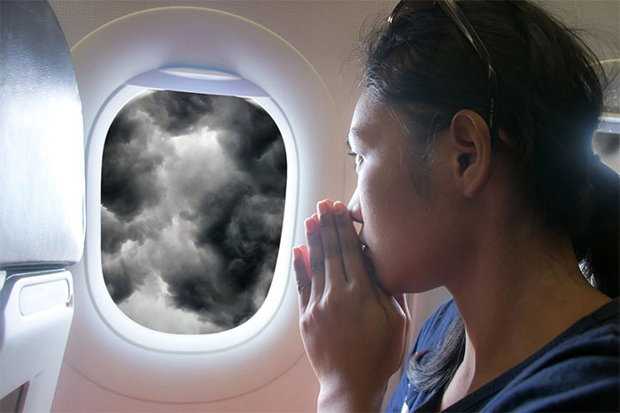 Chiều tối thường là thời điểm xảy ra giông bão, gây bất lợi cho những chuyến bay