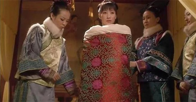 Sự thật choáng váng đằng sau ba nguyên tắc thị tẩm khắt khe của phi tần trong hậu cung