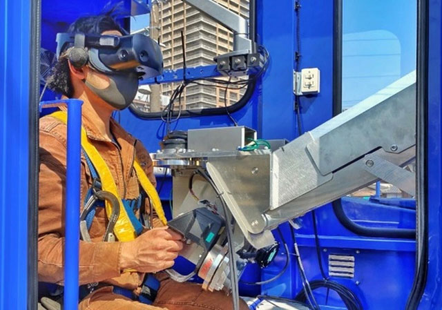 Nhật chế tạo robot xây dựng khổng lồ điều khiển bằng thực tế ảo, ngầu như các Jaeger trong Pacific Rim