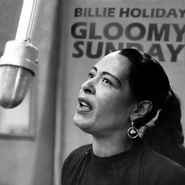 Bản thu của Billie Holiday - nữ ca sĩ người Mỹ khiến bài hát nổi tiếng toàn cầu