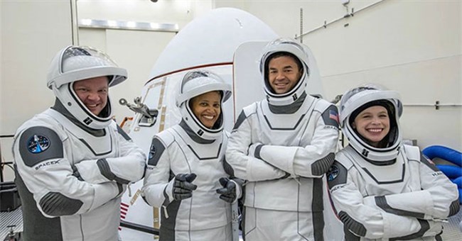 Vì sao ngủ đông khi du hành vũ trụ là điều không thể với con người?