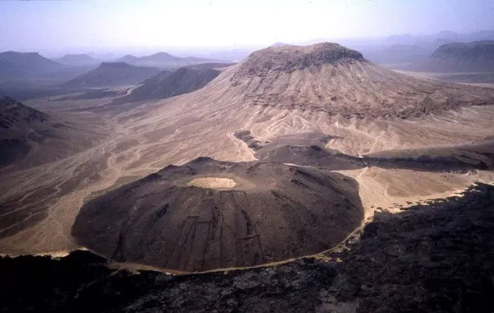 Công trình kiến ​​trúc bằng đá khổng lồ ở Saudi Arabia, di tích lâu đời nhất thế giới?