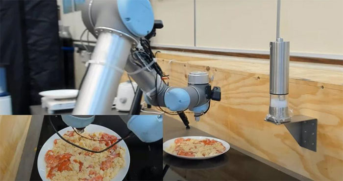 Robot nấu, nếm món trứng chiên cà chua do Đại học Cambridge nghiên cứu