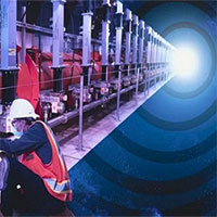 Vận hành máy gia tốc lạnh ngang vũ trụ