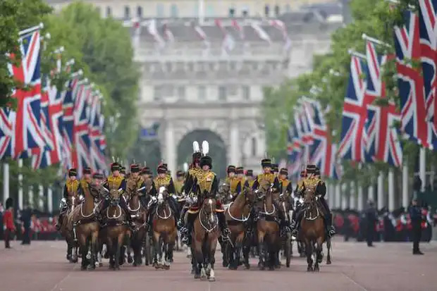 Lễ Diễu hành của Quân đội Hoàng gia (Trooping the Colour)