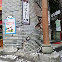 Động đất kép ở Tứ Xuyên, Trung Quốc, làm  4 người chết và 14 người bị thương