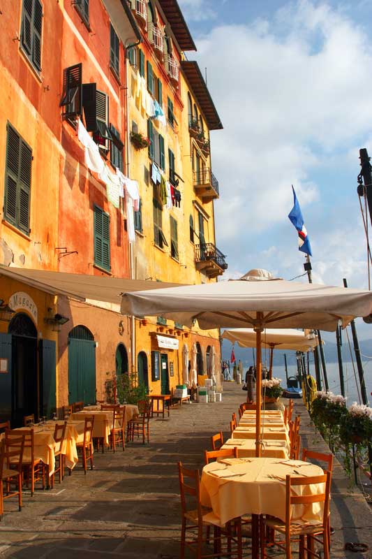Làng chài nhỏ ở Italy được mệnh danh là 