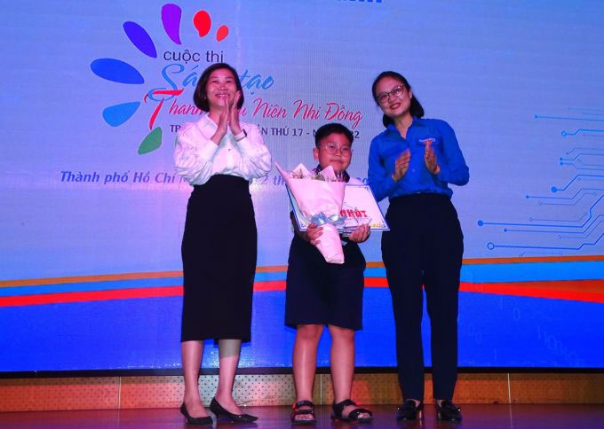 Phần mềm học toán của cậu học sinh lớp 3 thắng giải Sáng tạo thanh thiếu nhi TP HCM