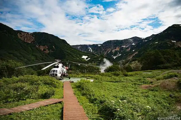 Mê mẩn ngắm những ngọn đồi phun 