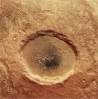 Tàu thám hiểm tìm thấy "mắt quỷ" đáng sợ trên sao Hỏa
