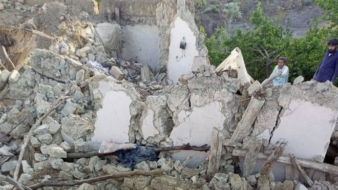 Động đất kinh hoàng tại biên giới Afghanistan-Pakistan, ít nhất 280 người thiệt mạng