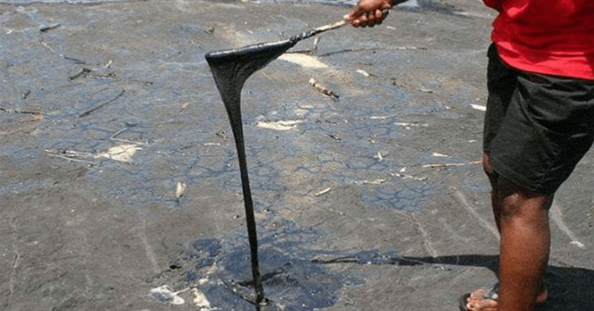 Hồ "bất thường" nhất thế giới: Không có nhiều nước nhưng nhiều quốc gia muốn sở hữu