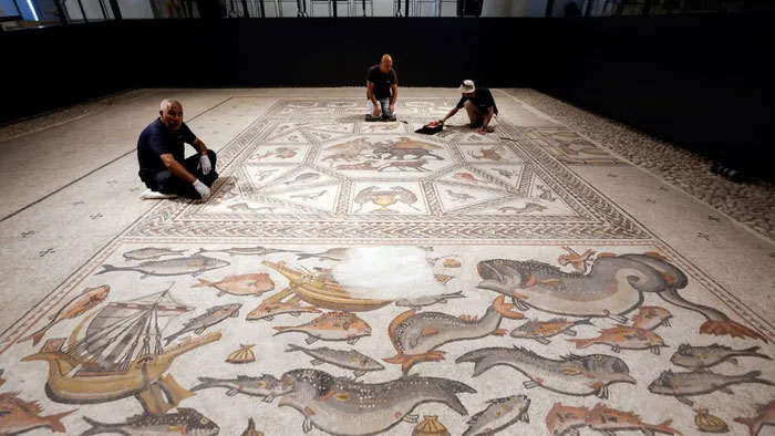 Bức tranh khảm sàn kiểu La Mã hơn 1.700 năm tuổi