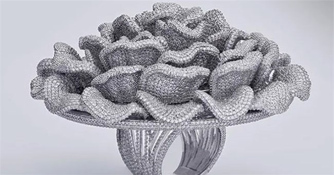 Chiếc nhẫn đính 24.679 viên kim cương lập kỷ lục thế giới