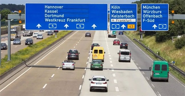 Đường cao tốc duy nhất trên thế giới không giới hạn tốc độ, miễn thu phí