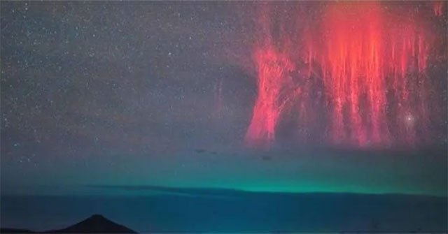 "Sứa đỏ" xuất hiện trên bầu trời: Cảnh đẹp hiếm có nhưng cũng là sự ám ảnh của các phi hành gia
