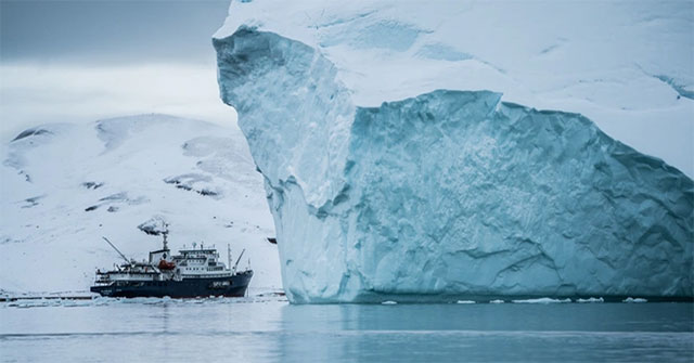 Bill Gates và nhóm tỷ phú săn tìm kho báu ở Greenland Bill Gates và nhóm tỷ phú săn tìm kho báu ở Greenland