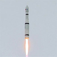 Tên lửa Trung Quốc phóng cùng lúc 16 vệ tinh