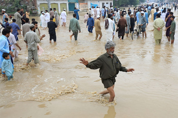 Thảm họa hơn 1.000 người chết khiến Pakistan cầu cứu thế giới