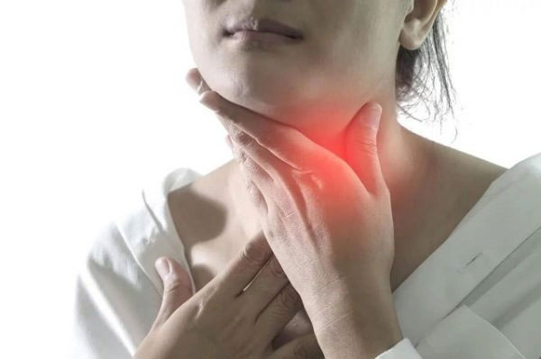 Điểm mặt những nguyên nhân gây viêm họng, đau họng