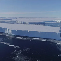 Sông băng "ngày tận thế" tan nhanh chưa từng thấy