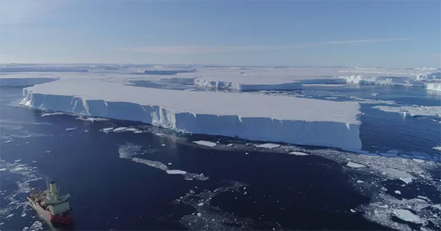 Sông băng "ngày tận thế" tan nhanh chưa từng thấy