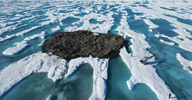 Đảo phía bắc xa nhất thế giới thực chất là "tảng băng bẩn"