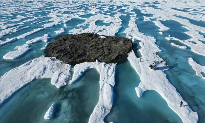 Đảo phía bắc xa nhất thế giới thực chất là “tảng băng bẩn”