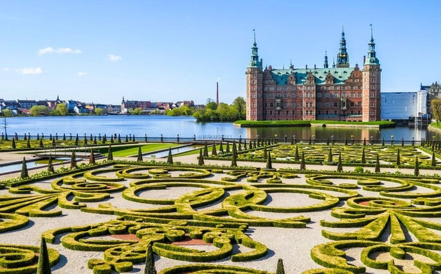 Lâu đài Frederiksborg, Đan Mạch