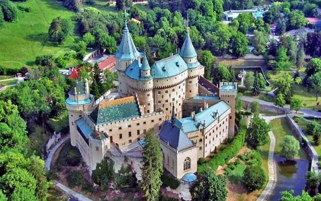 Lâu đài Bojnice, Slovakia