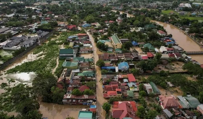 Siêu bão Noru càn quét khiến 5 người Philippines thiệt mạng