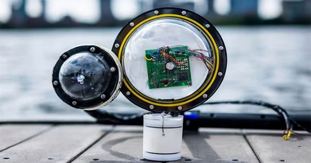 Các nhà khoa học phát triển loại camera dưới nước không cần pin