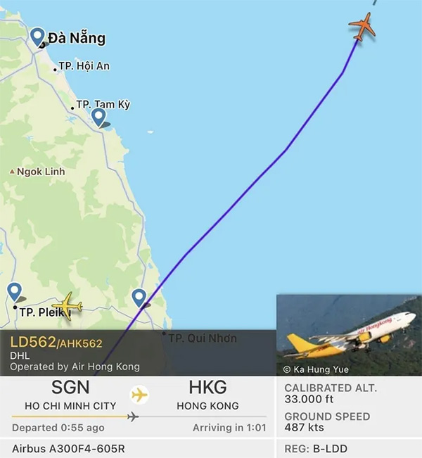 Vì sao nhiều phi cơ vẫn bay qua khu vực bão Noru?