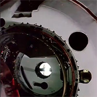 Tàu SpaceX chở phi hành gia Nga ghép nối thành công với trạm ISS