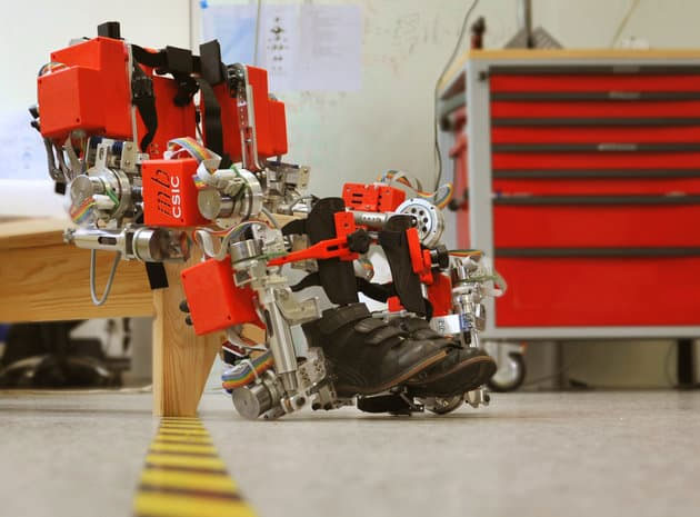  "Bộ áo giáp" robot có tên Atlas 2030. 
