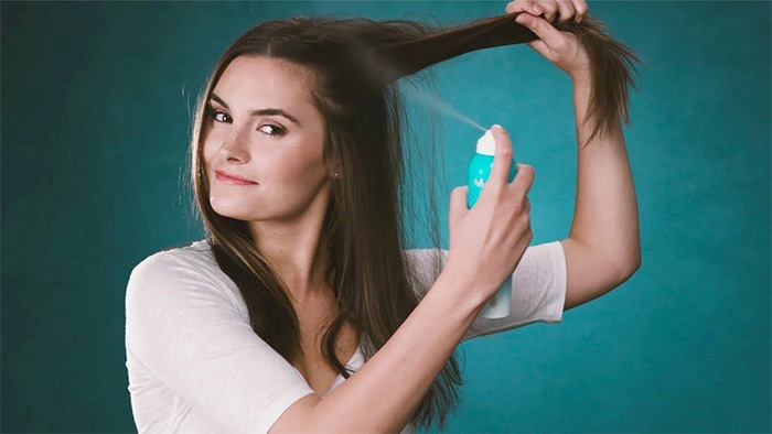 Dry shampoo is not entirely "harmless".