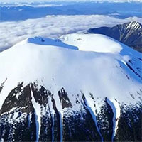 Núi lửa Alaska "thức giấc" sau 800 năm ngủ yên