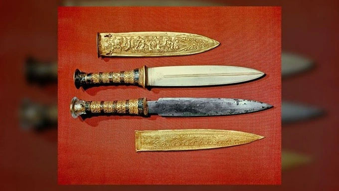 Top 10 hiện vật vô giá trong lăng mộ của vua Tutankhamun Ai Cập