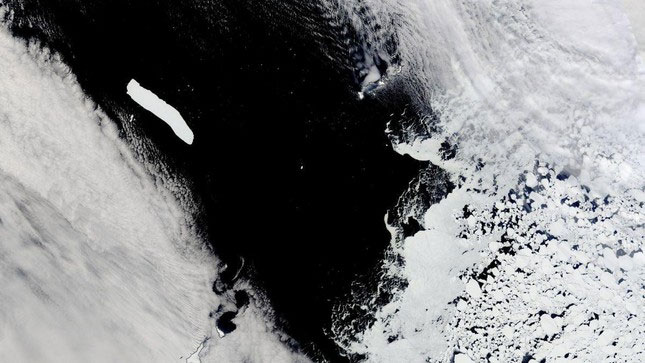 Tảng băng trôi lớn nhất thế giới đang bị cuốn trôi khỏi Nam Cực và có nguy cơ tan chảy hoàn toàn