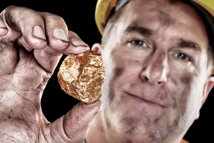 Vì sao có hơn 20 triệu tấn vàng trong nước biển mà con người không khai thác được?
