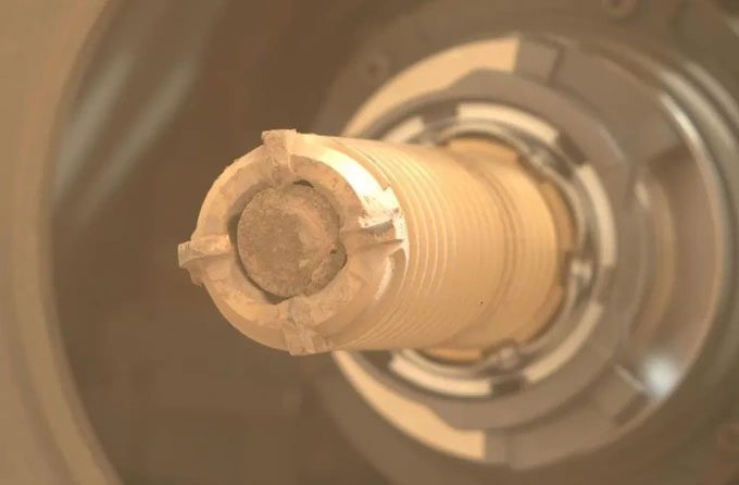 Toàn cảnh NASA đưa mẫu đá sao Hỏa trở lại Trái đất