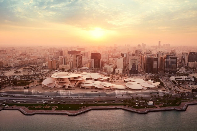 Cung điện hiện được bao bọc bởi Bảo tàng Quốc gia Qatar (NMoQ), mở cửa vào năm 2019.