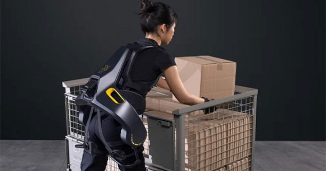 Bộ áo giáp thông minh nhẹ nhất thế giới