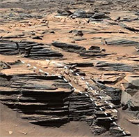 NASA phát hiện mỏ đá quý trên sao Hỏa, sinh vật ngoài hành tinh đang "canh giữ"?