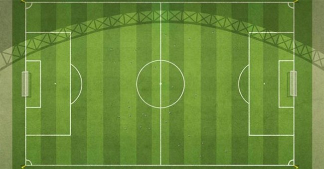 Vì sao cỏ của sân bóng đá luôn có 2 màu?