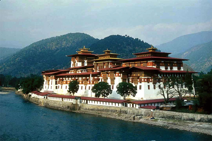 Punakha - Kiến trúc Phật giáo nổi tiếng tại Bhutan.