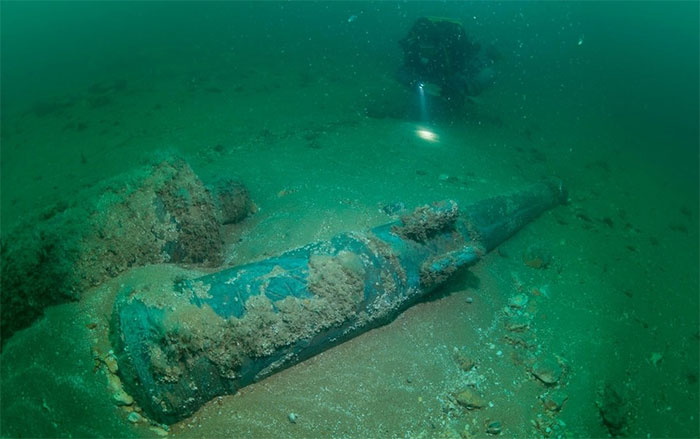 Anh tìm thấy xác tàu chiến chìm dưới đáy biển từ hơn 300 năm trước