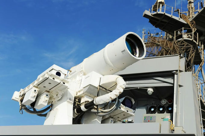 Vũ khí công nghệ cao như pháo laser cần một lượng lớn năng lượng để tiêu diệt mục tiêu.