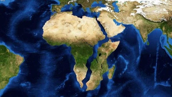 Một phần châu Phi sẽ tách rời và một đại dương mới đang được tạo thành.