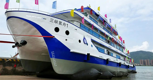 Trung Quốc hạ thủy tàu hydro-lithium thân thiện với môi trường
